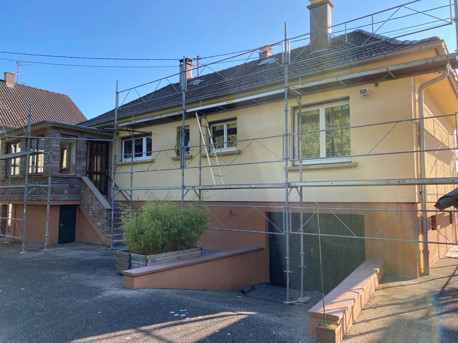 Réalisation crépis • isolation thermique extérieure - Photo 10